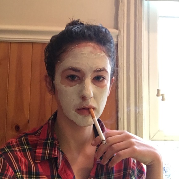 Meet your Posher, Amelia - Picture 1 of 1